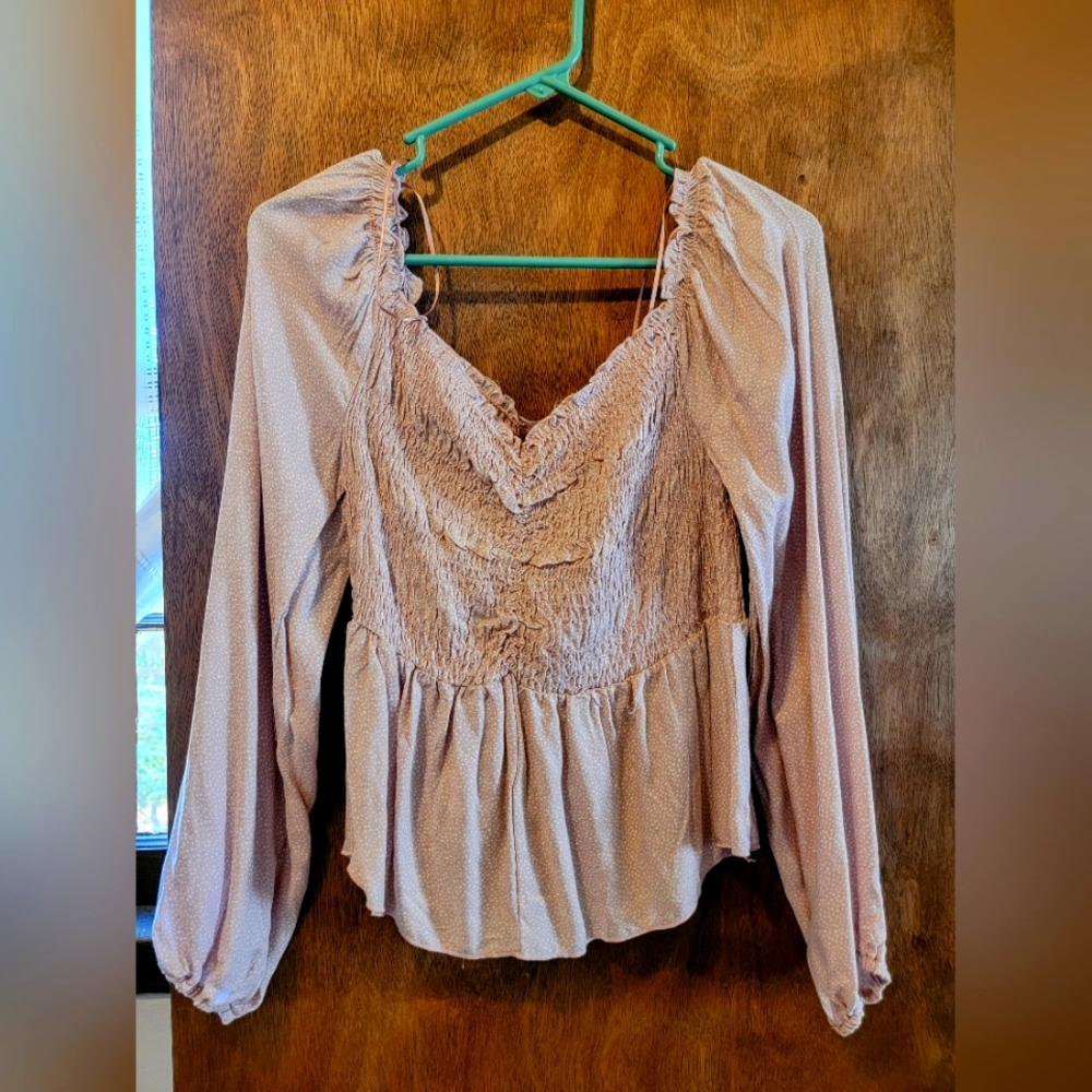 Urban Romantics mauve pink long sleeve feminine top size large